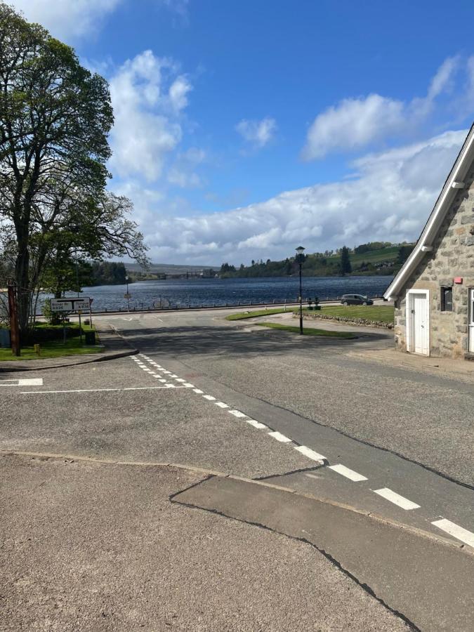 Newsagents Flat Apartment Lairg Exterior photo