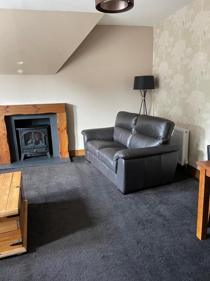 Newsagents Flat Apartment Lairg Exterior photo